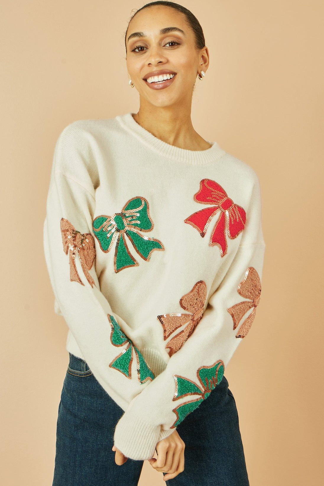 White Sequinned Bow Relaxed Fit Jumper Yumi