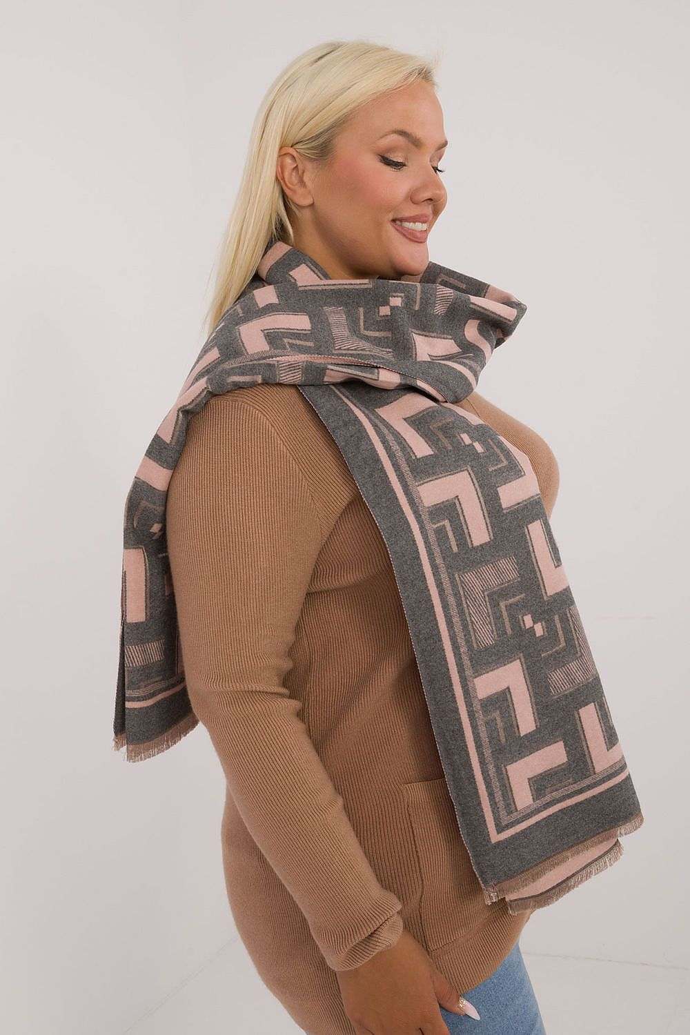 Stylish Women’s Scarf