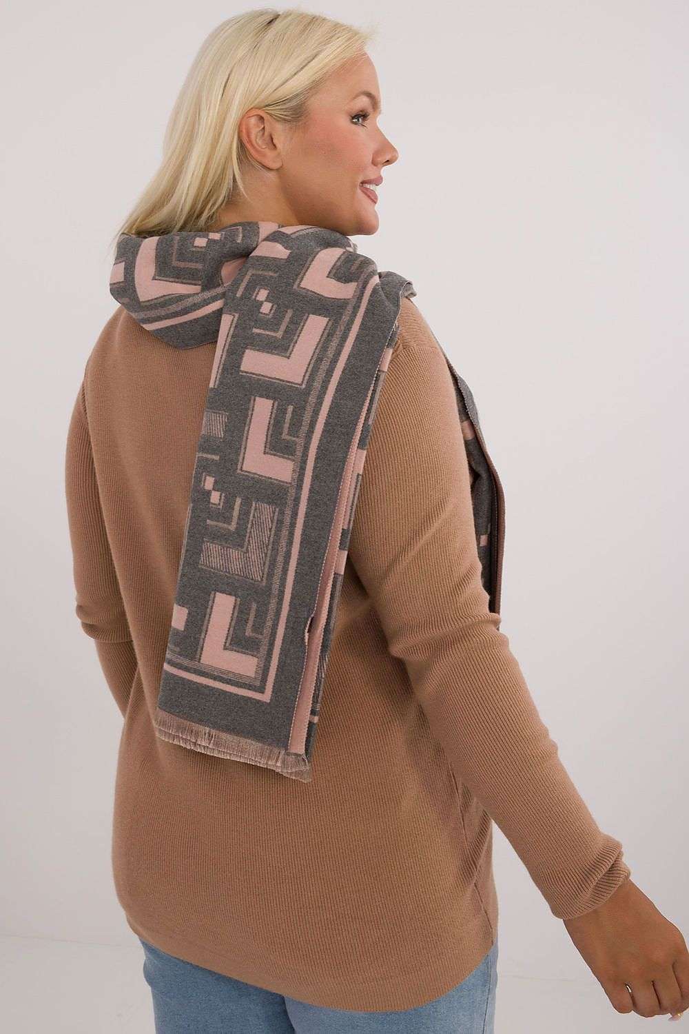 Stylish Women’s Scarf