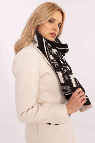Stylish Women’s Scarf
