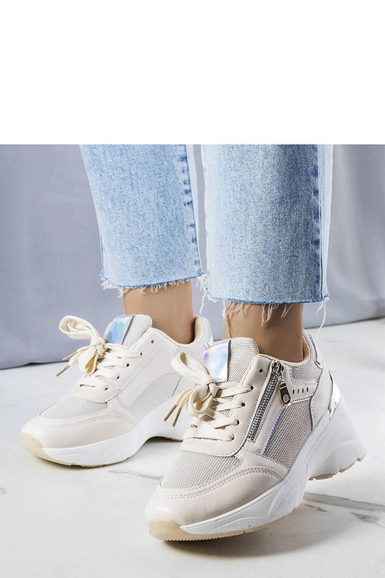 Limited edition beige wedge sneakers with white rubber sole and laces, ideal for summer.