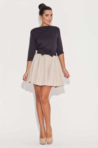 Flared skirt with contrasting belt and bow, mini length.