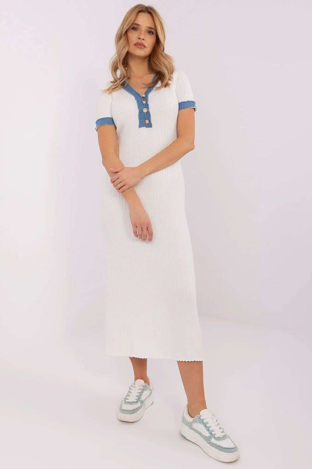 Pencil Women’s Midi Dress with sweetheart neckline and button closure, featuring ribbed material and short sleeves.