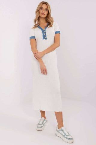 Pencil Women’s Midi Dress with ribbed material and short sleeves.